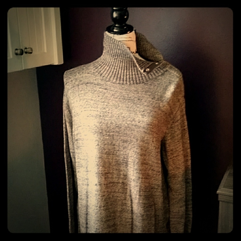 GAP button up turtleneck